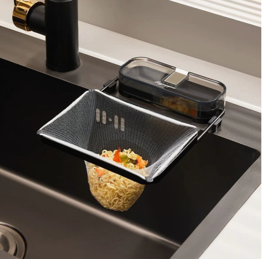MULTIFUNCTIONAL KITCHEN STRAINER