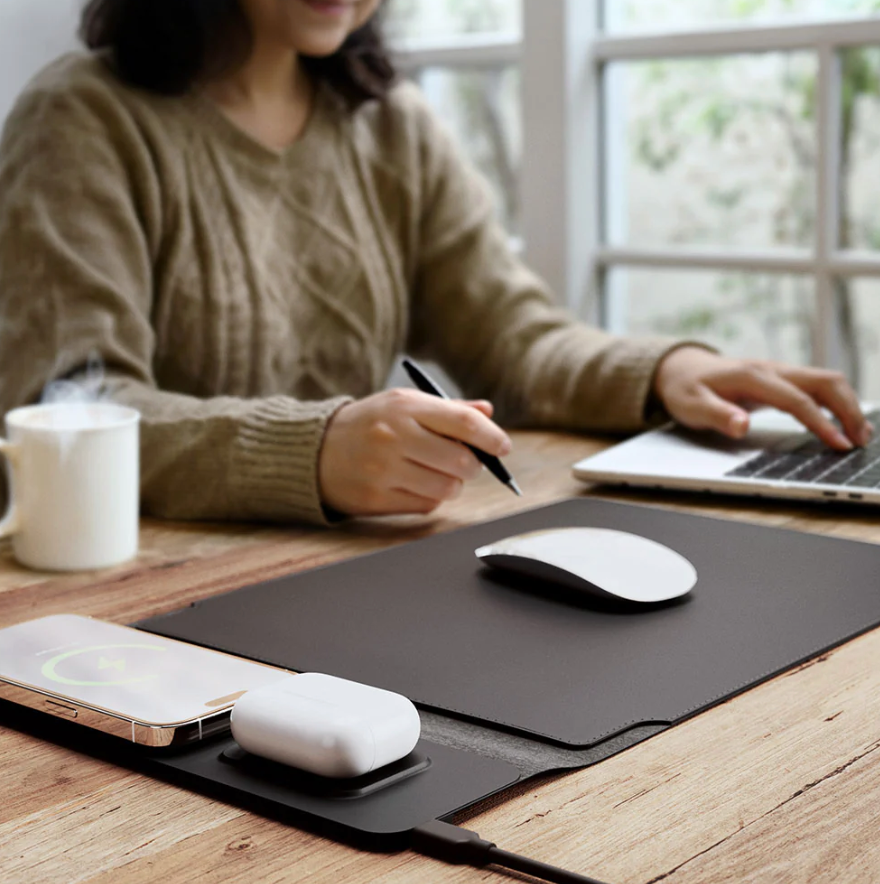 NEXA 4-in-1 Laptop case with wireless charging