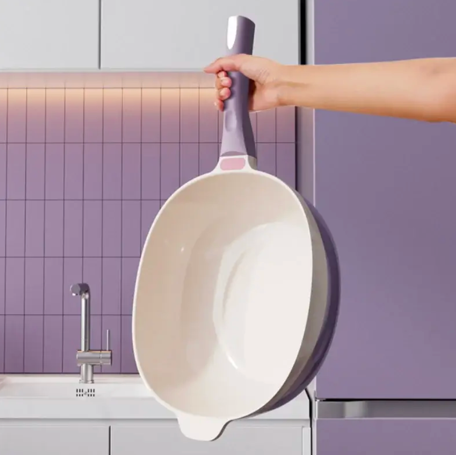 Titanic Premium Ceramic Multipan 32 cm with Steam function