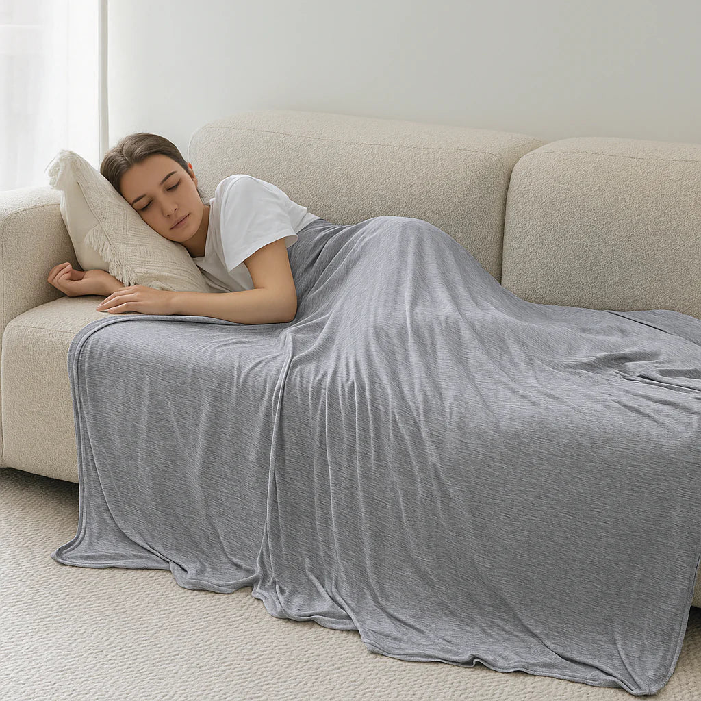 Cooling Blanket with Japanese Arc-Chill Technology & Soft Bamboo - NordSleep™ Premium 150×200 cm