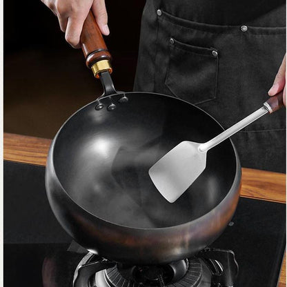 Cast iron pan - new generation hand-forged iron pan