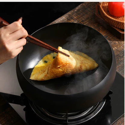 Cast iron pan - new generation hand-forged iron pan