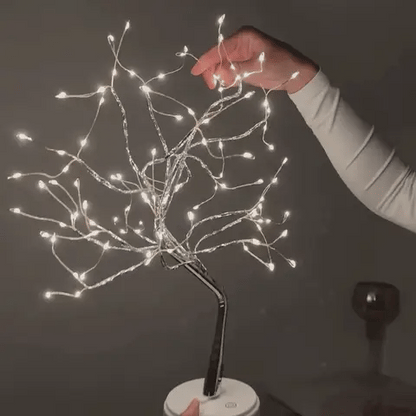 The light tree – Christmas lighting with a warm white glow
