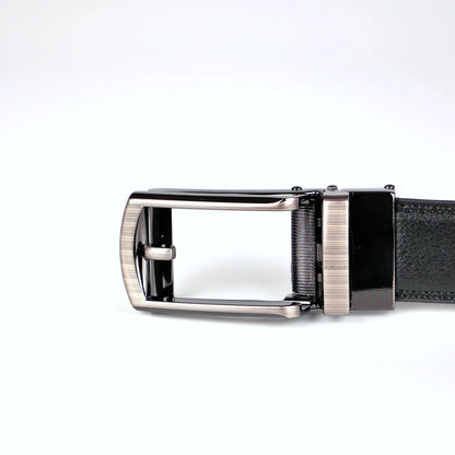 Classic leather belt with automatic buckle