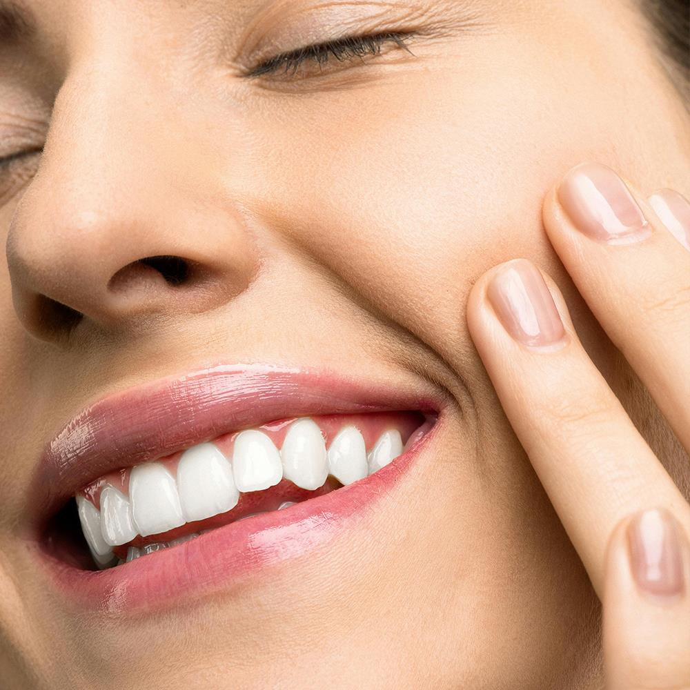 Teeth whitening pen – Clinically inspired whitening at home