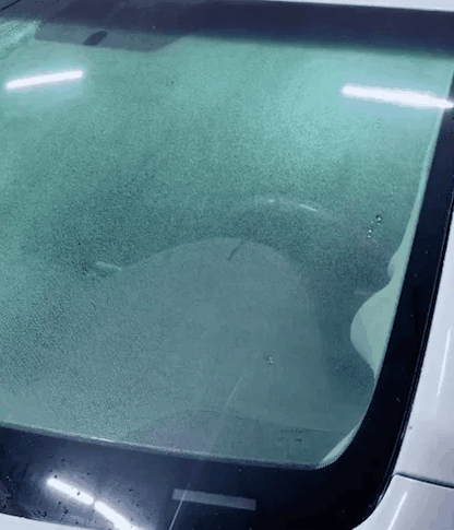 Klar Sikt – effective cleaning and protective agent for clear car windows