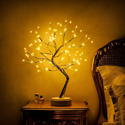 The light tree – Christmas lighting with a warm white glow