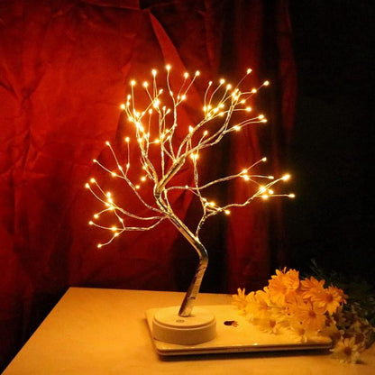 The light tree – Christmas lighting with a warm white glow