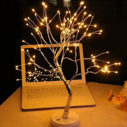 The light tree – Christmas lighting with a warm white glow