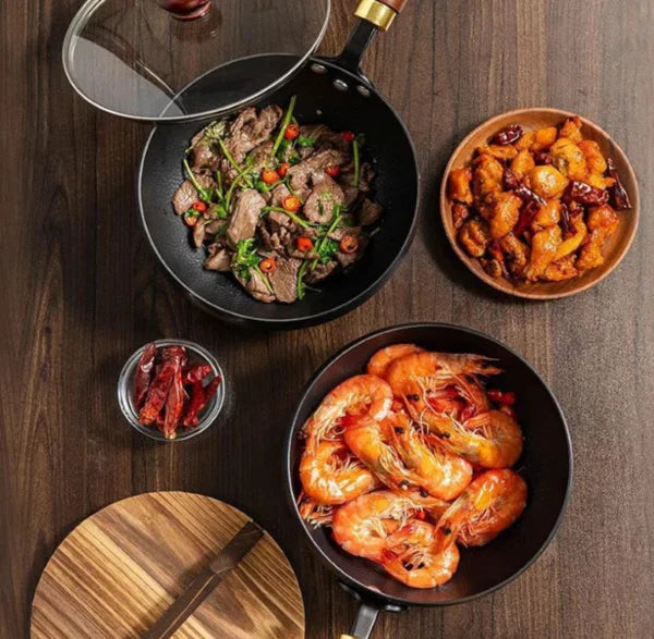 Cast iron pan - new generation hand-forged iron pan